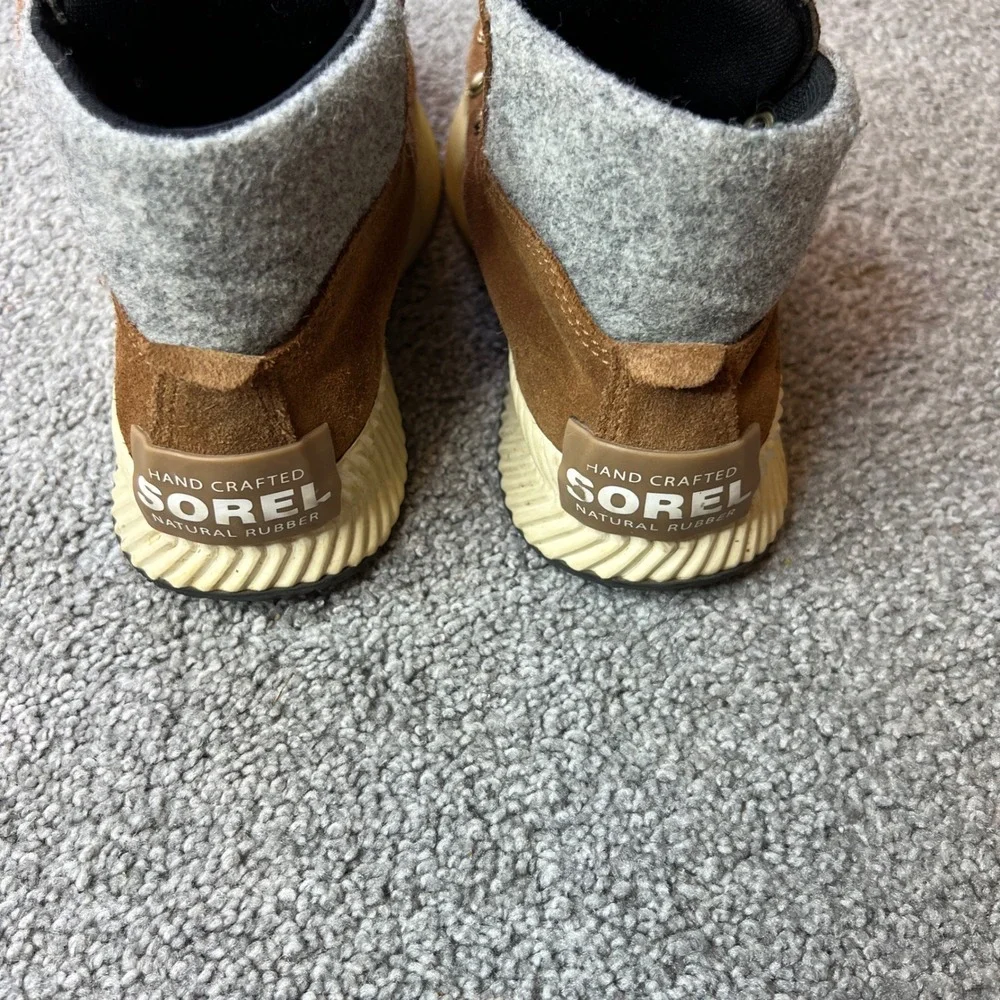 Sorel boots Kids 4 Brown Suede Winter Waterproof Lace Up out n about‎ conquest